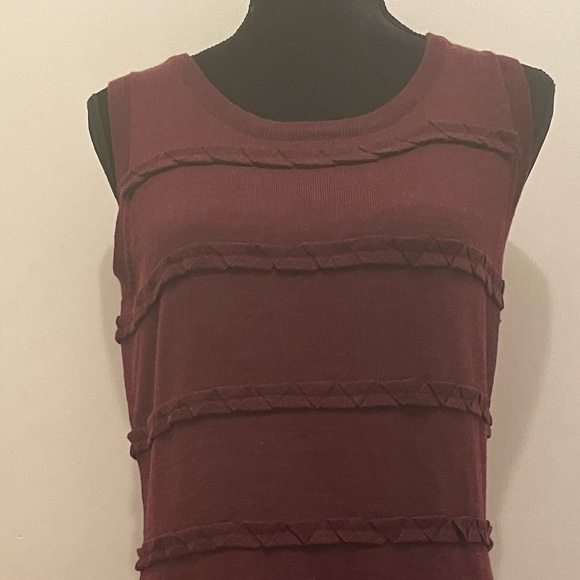 NWOT Calvin Klein Burgundy Sleeveless Sweater Dress, Size M - Picture 3 of 7